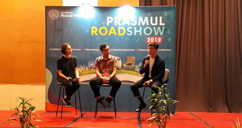 Prasmul Road Show kepada Generasi Muda di Kota Malang. (gie)