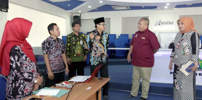 KemenPAN RB Evaluasi Zona Integritas, Walikota Sutiaji Sharing Program Lelang Kinerja ke 8 Pemda se Jatim