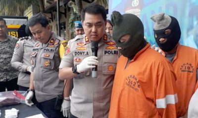 Kapolres Malang Kota AKBP Donny Alexander SIK Mh saat meminta keterangan kepada tersangka Tirta. (gie)