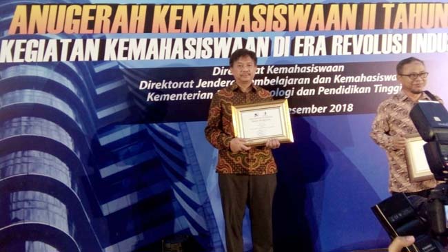 Ubaya Raih Penghargaan Terbaik II Perguruan Tinggi Non Vokasi