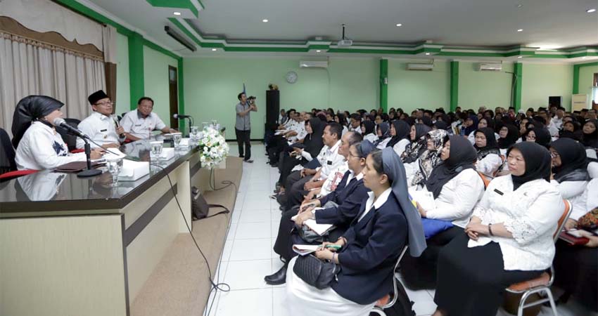 Walikota Sutiaji Dialog dengan Kepala Sekolah SD, Tekankan Penguatan Pendidikan Karakter