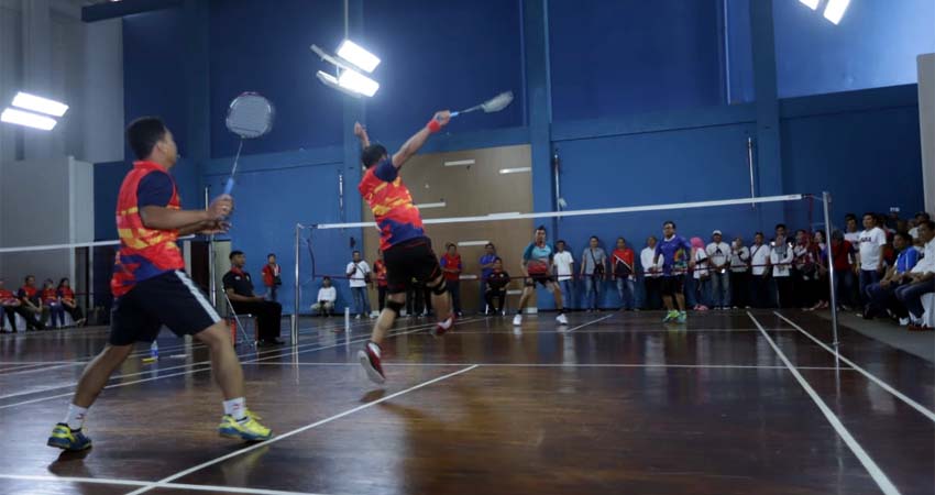 Pemkot Malang dan Pemkot Surakarta Eratkan Hubungan dengan Bulutangkis dan Tenis Lapangan