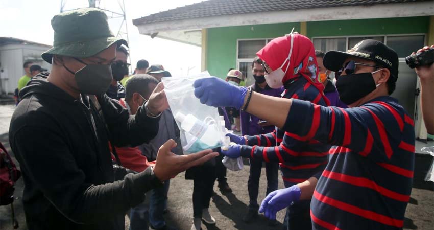 Walikota Sutiaji Tekankan Peran Serta Berbagai Komunitas Sangat Penting Bagi Masyarakat Terdampak Covid-19