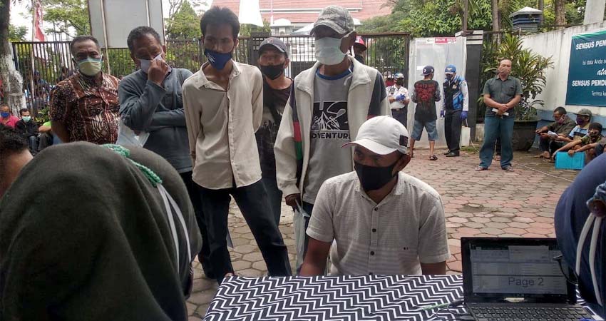 Sopir Angkot di Kota Malang Dapat BLT Covid 19 Tahap 1