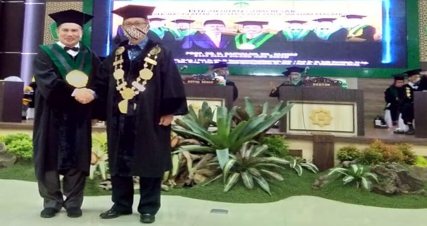 Pengukuhan guru besar UIN Maliki.