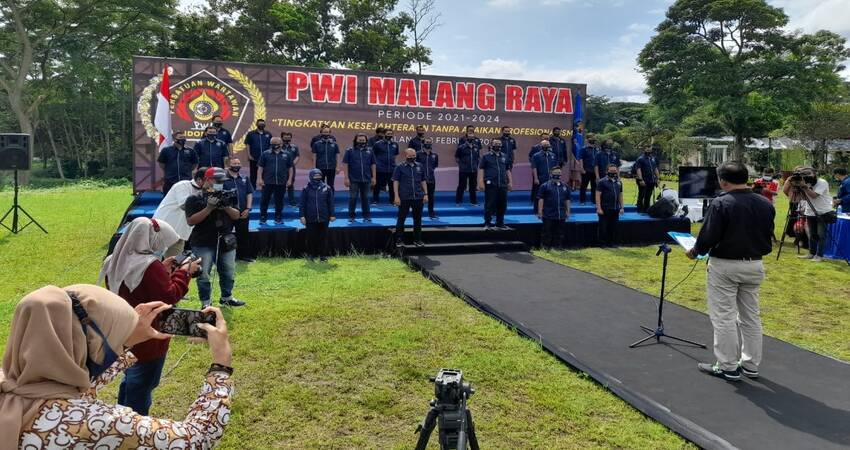 Pelantikan Pengurus PWI Malang Raya Periode 2021-2024, Tingkatkan Profesionalitas Wartawan