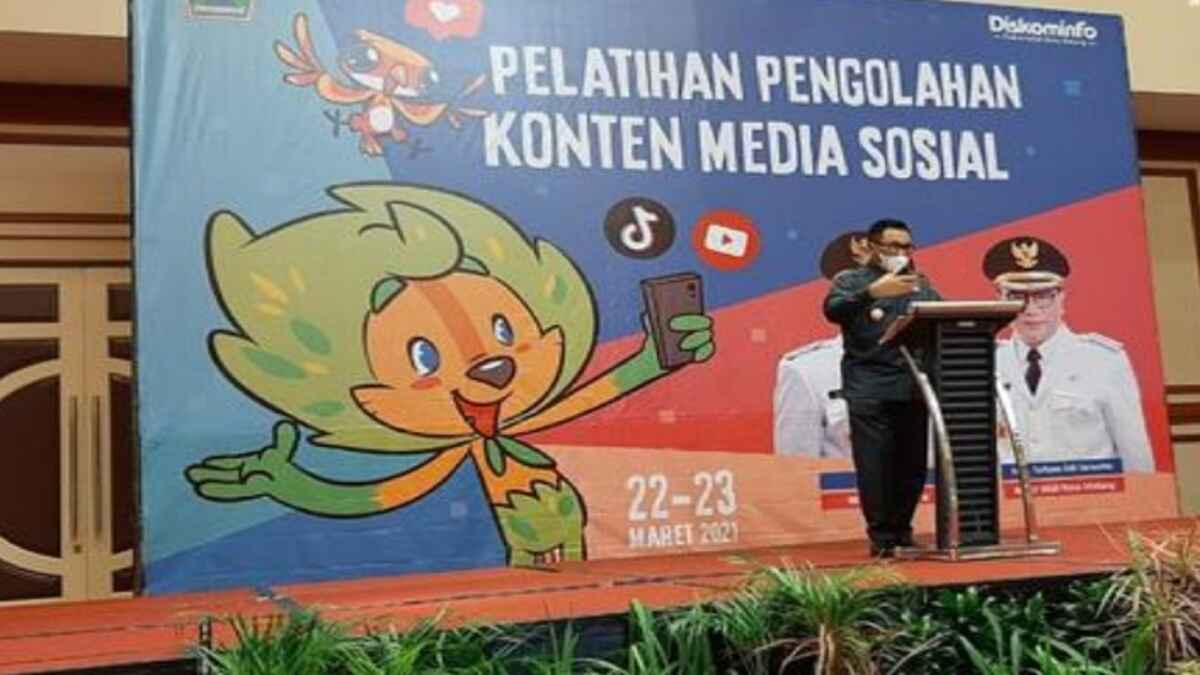 Motivasi Peserta Pelatihan Diskominfo Mengenai Medsos, YouTube dan TikTok, Wawali Malang Ingatkan UU ITE