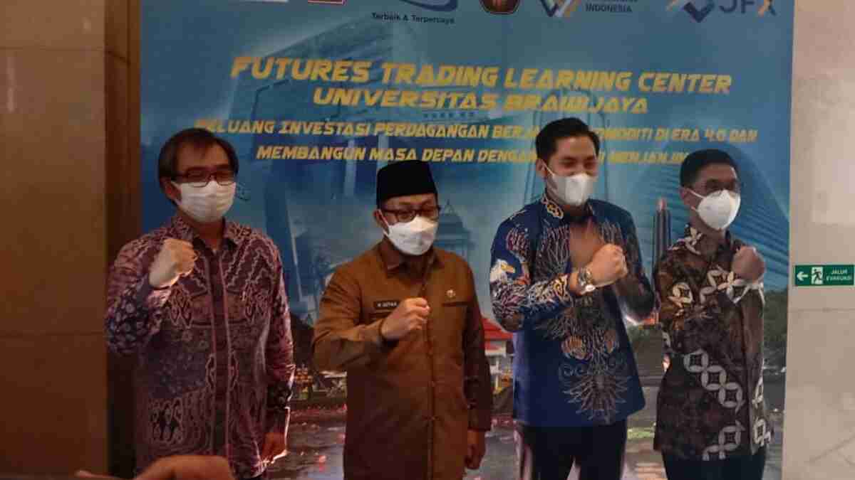 Wali Kota Sutiaji Beri Apresiasi Gelaran Futures Trading Learning Center