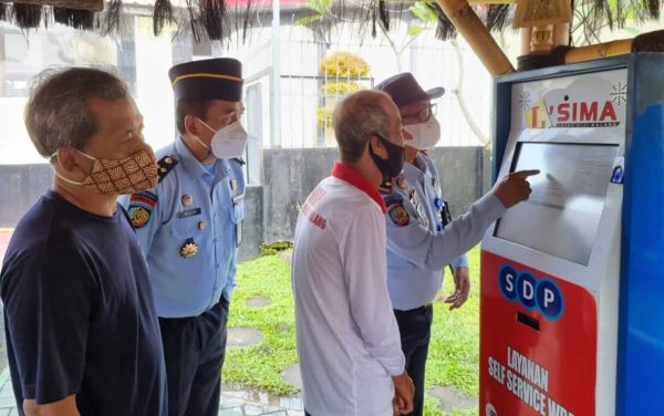 Kalapas Kelas 1 Malang Pastikan Self Service Sistem Database Pemasyarakatan bisa Memenuhi Hak WBP