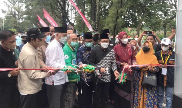 Wali Kota Sutiaji Resmikan Kawasan Wisata Kuliner Penanggungan Kota Malang