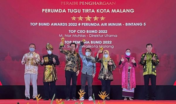 Berikan Layanan Prima, Perumda Tugu Tirta Sabet Bintang 5 TOP BUMD Awards 2022