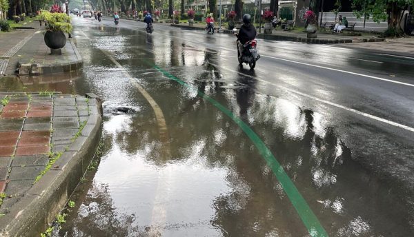 Libur Lebaran, Dua Pipa Air Perumda Tugu Tirta Kota Malang Alami Kebocoran