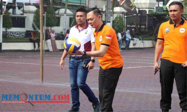 Rangkaian HUT Bhayangkara, Polres Malang Gelar Kejuaraan Bola Voli Tiga Pilar