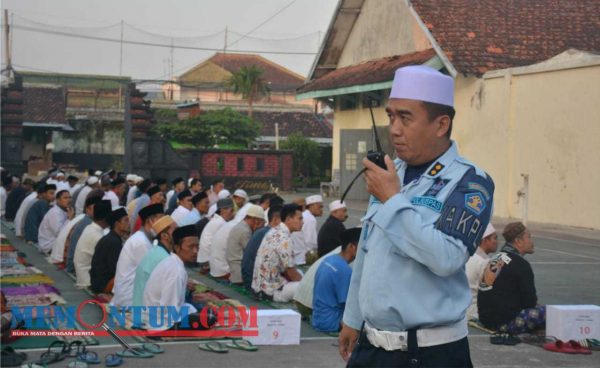 Ribuan WBP Lapas Kelas 1 Malang Salat Ied Berjamaah di Masjid At-Taubah