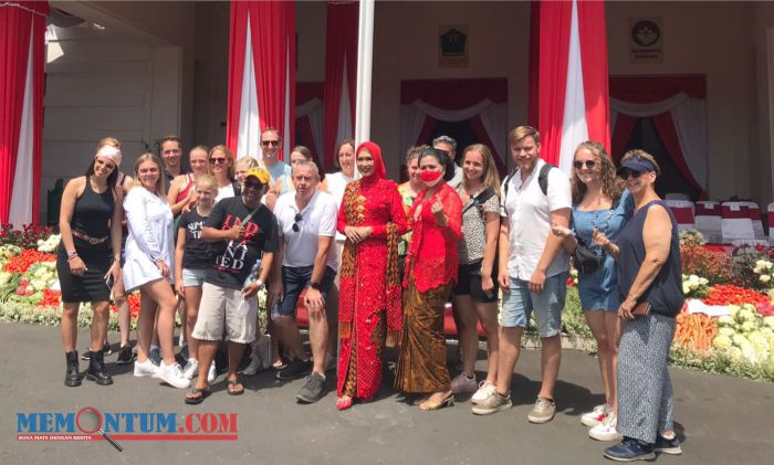 Usai Peringati HUT RI, Rombongan Wisatawan Belanda Kunjungi Balai Kota Malang