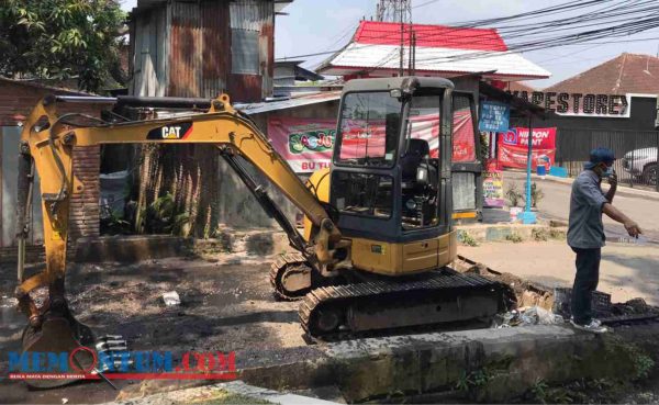 Percepat Pengerukan Sedimen, DPUPRPKP Kota Malang Usulkan Penambahan Dua Unit Excavator Senilai Rp 1,4 Miliar