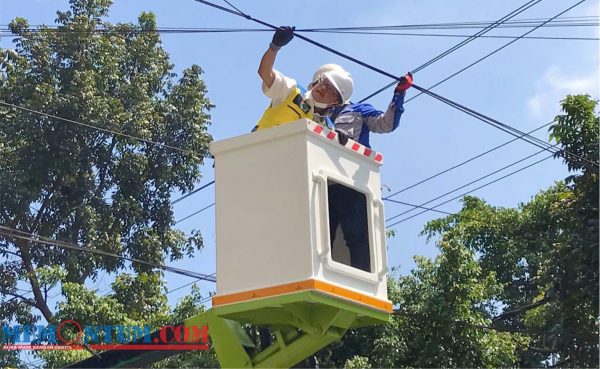 Pemkot Malang Kolaborasi Merapikan Kabel Semrawut Pengganggu Estetika Lingkungan melalui Rabu Rapi