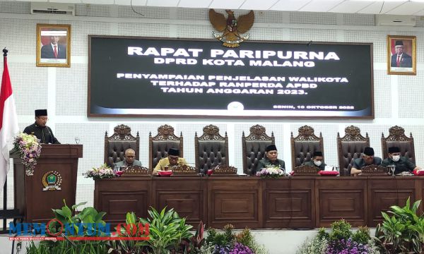 Paripurna Penjelasan Wali Kota terhadap Ranperda APBD 2023, Alun-Alun Tugu Kota Malang Tidak Dianggarkan