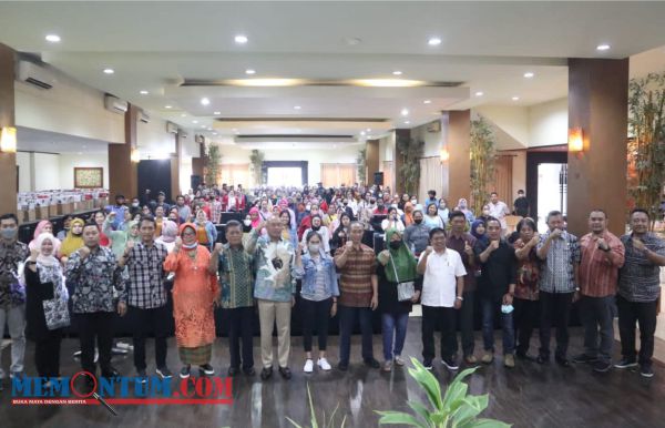 Maksimal DBHCHT, Diskoperindag Kota Malang Gelontorkan Alat Ketrampilan Penambah Penghasilan untuk Buruh Rokok