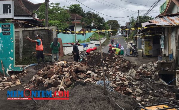 Minim Sosialisasi, Pembongkaran Jembatan Pandanwangi